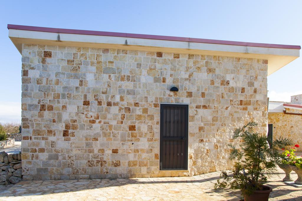 Trulli Pietra Preziosa Hotel Martina Franca Habitación foto